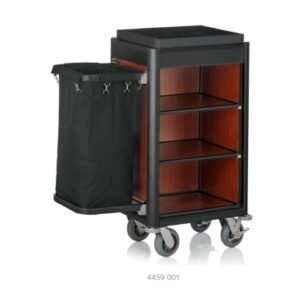 Zimmerservicewagen mit einem Wäschesack