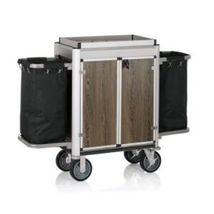 Zimmerservicewagen mit zwei Wäschesäcken